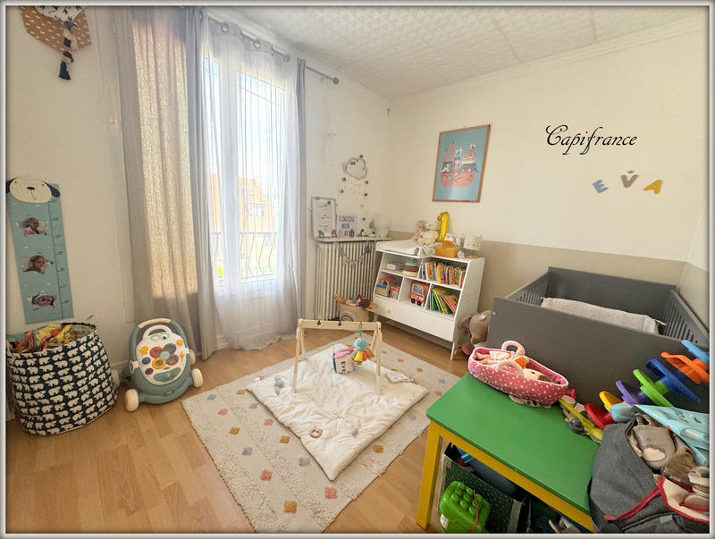 Maison - 99 m² - 5 pièces