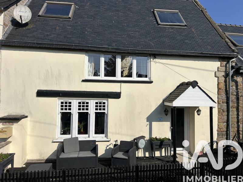 Maison - 290 m² - 8 pièces