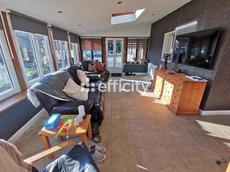 Maison - 170 m² - 7 pièces