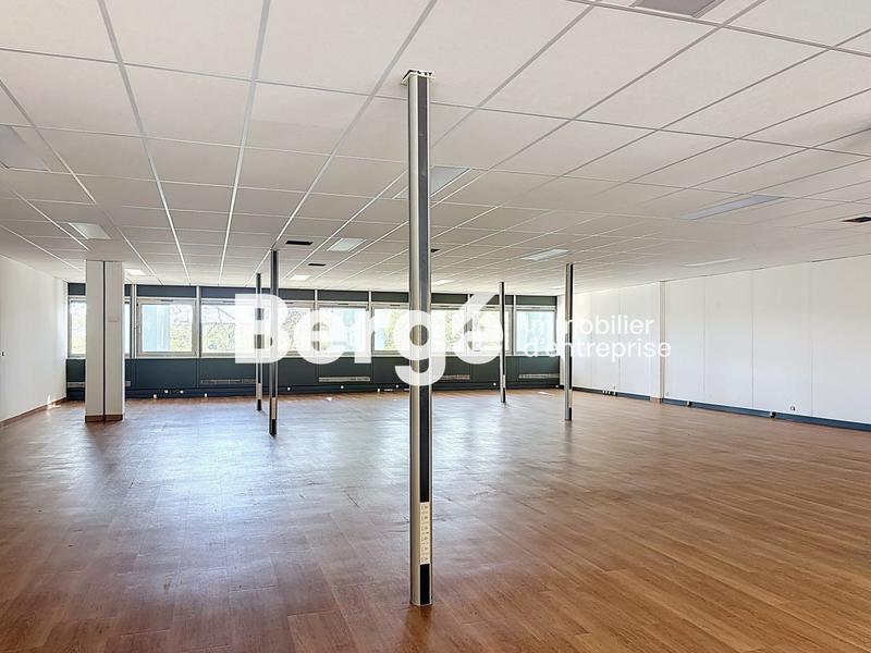 Bureau - 298 m²