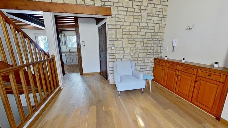 Maison - 327 m² - 8 pièces