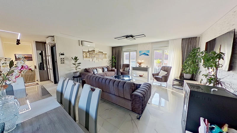 Maison - 112 m² - 5 pièces