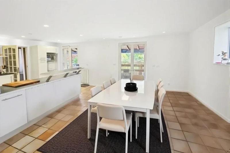 Maison - 200 m² - 6 pièces