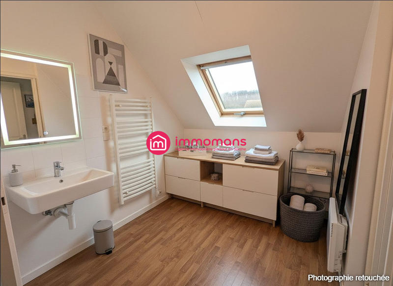 Maison - 164 m² - 8 pièces