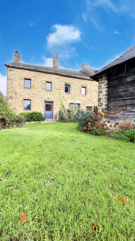 Maison de ville - 253 m² - 6 pièces