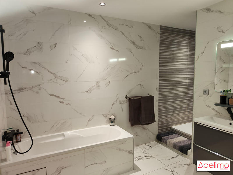 Maison contemporaine - 140 m² - 5 pièces