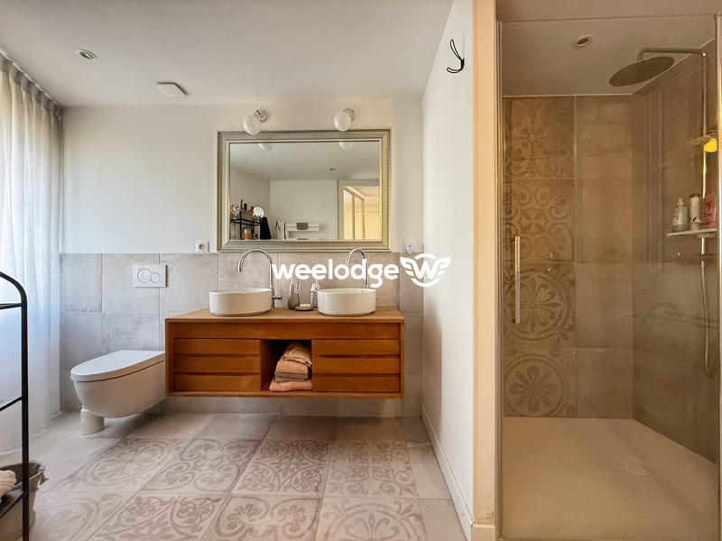 Maison ancienne - 225 m² - 7 pièces