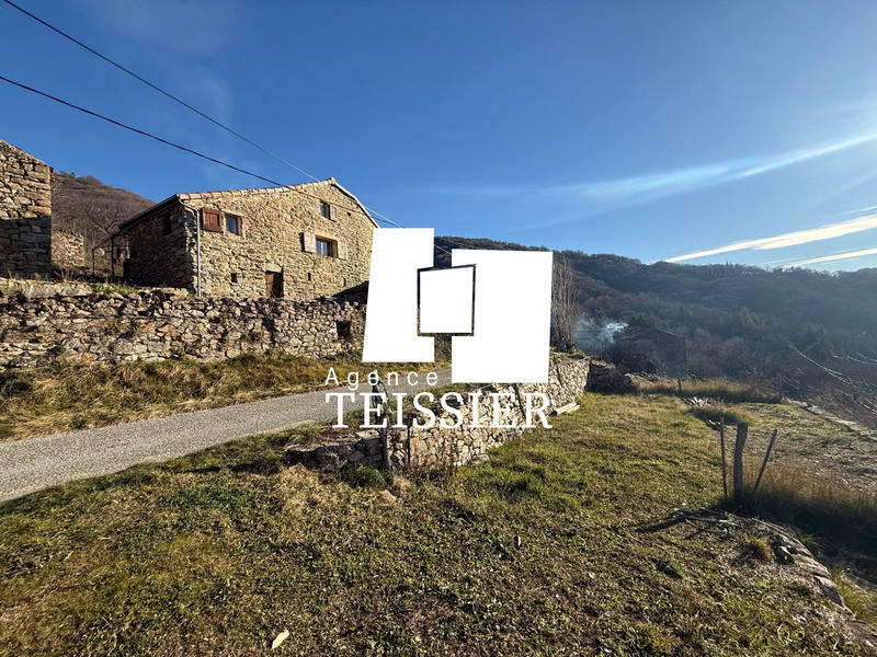 Maison - 97 m² - 4 pièces