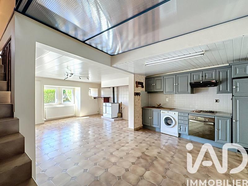 Maison - 199 m² - 9 pièces