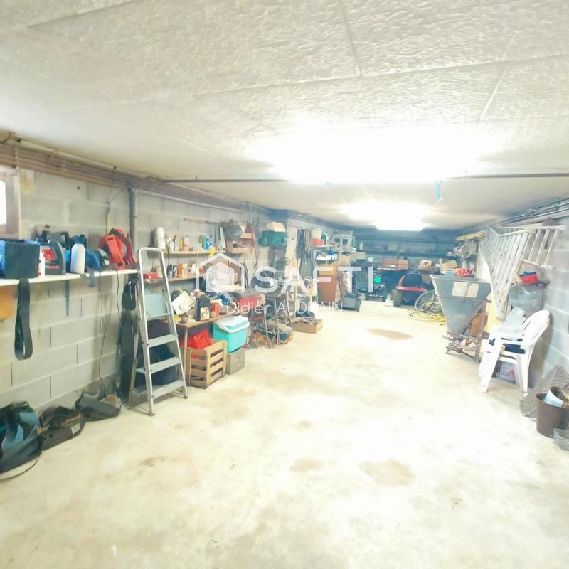 Maison - 214 m² - 7 pièces