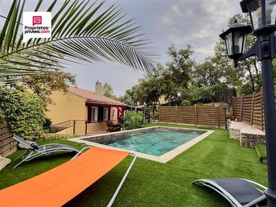 Maison - 205 m² - 8 pièces