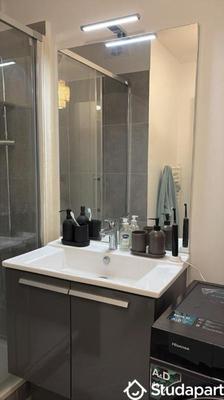 Chambre - 11 m² - 1 pièce