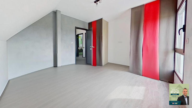 Maison - 152 m² - 6 pièces