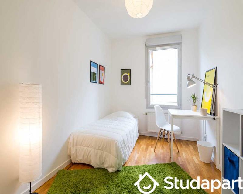 Chambre - 50 m² - 1 pièce