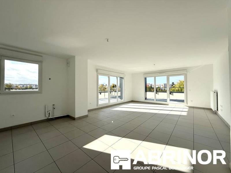 Appartement - 102 m² - 5 pièces