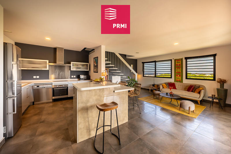 Appartement - 94 m² - 4 pièces