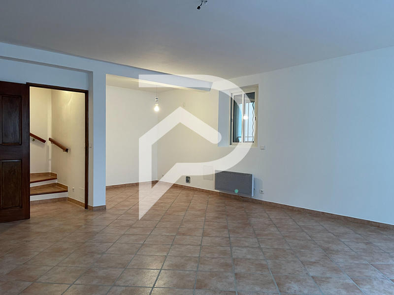 Maison de village - 74 m² - 3 pièces