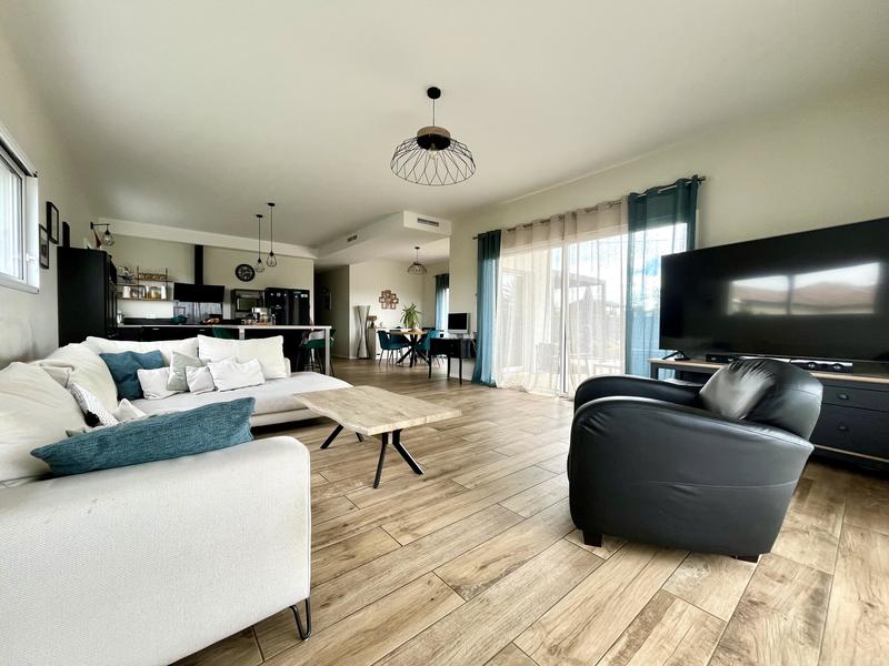 Maison - 126 m² - 4 pièces