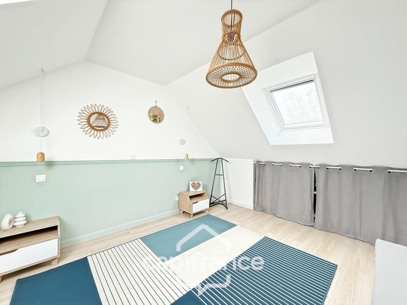 Maison - 130 m² - 6 pièces