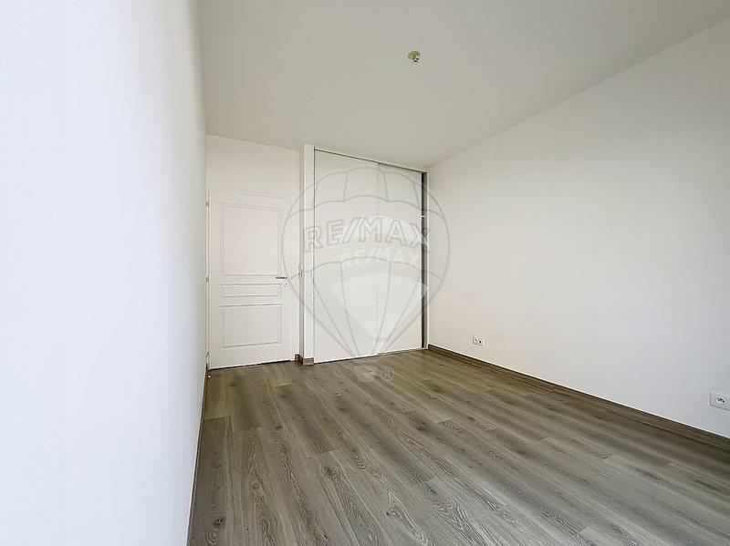 Appartement - 97 m² - 4 pièces