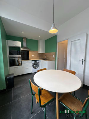 Appartement - 85 m² - 4 pièces