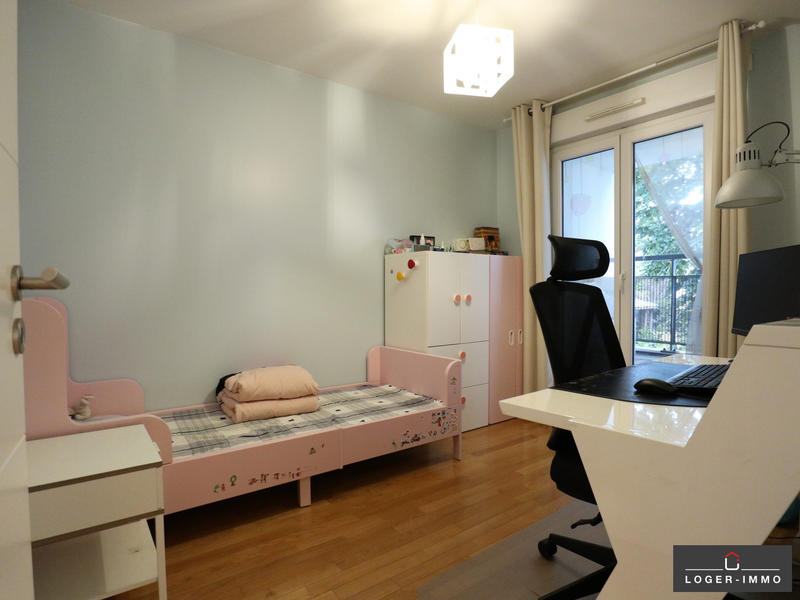 Appartement - 100 m² - 5 pièces