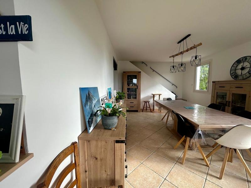 Maison - 153 m² - 7 pièces