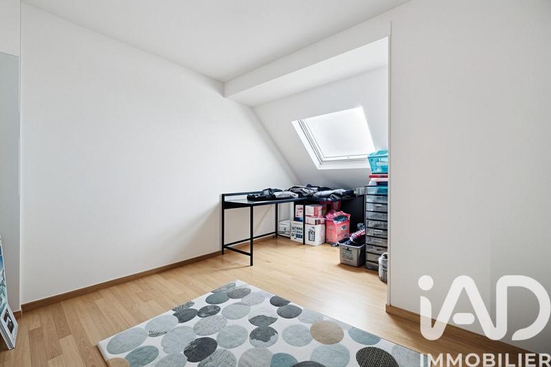 Maison - 92 m² - 4 pièces