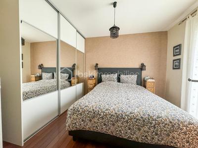 Maison - 112 m² - 6 pièces