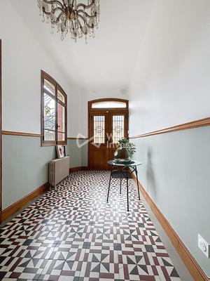 Maison - 150 m² - 9 pièces