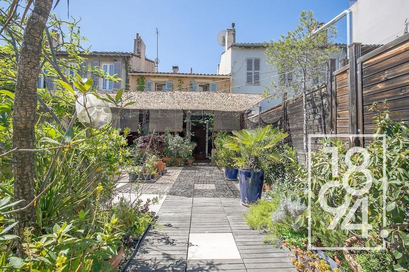 Duplex - 187 m² - 7 pièces