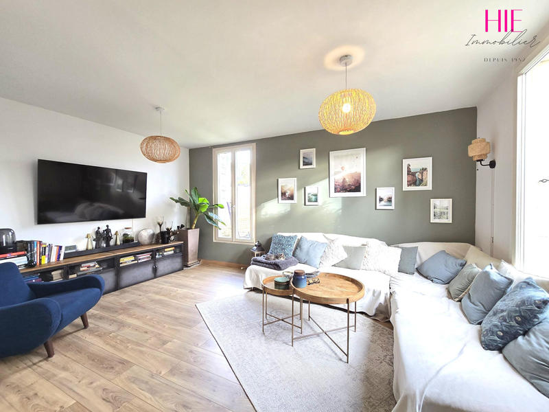 Maison - 140 m² - 6 pièces