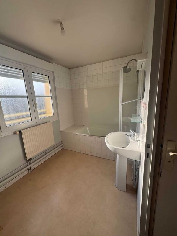 Appartement - 79 m² - 5 pièces