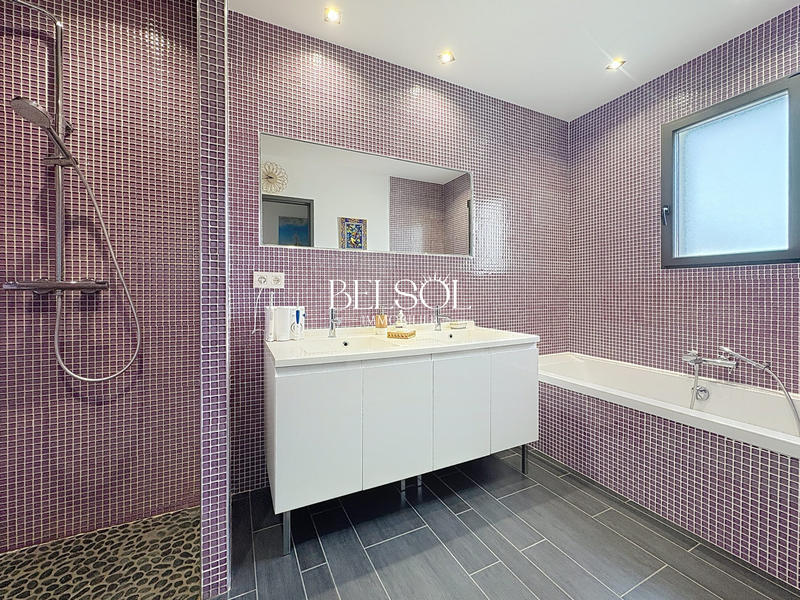 Maison contemporaine - 145 m² - 5 pièces