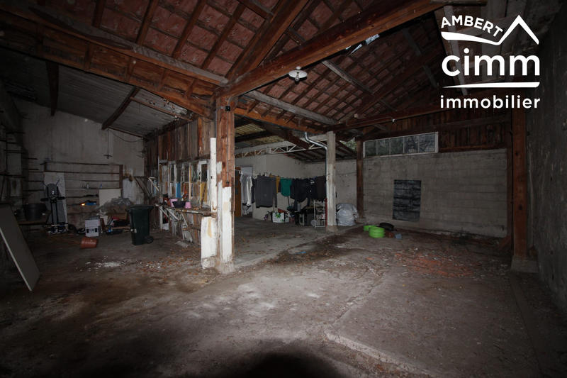 Maison - 180 m² - 12 pièces