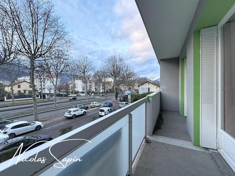 Appartement - 61 m² - 3 pièces