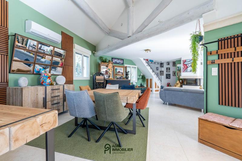 Villa - 185 m² - 6 pièces