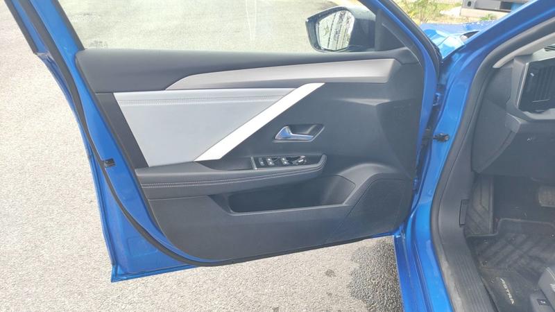 Opel Astra 1.5 130 Bva8 Elegance - Automatique