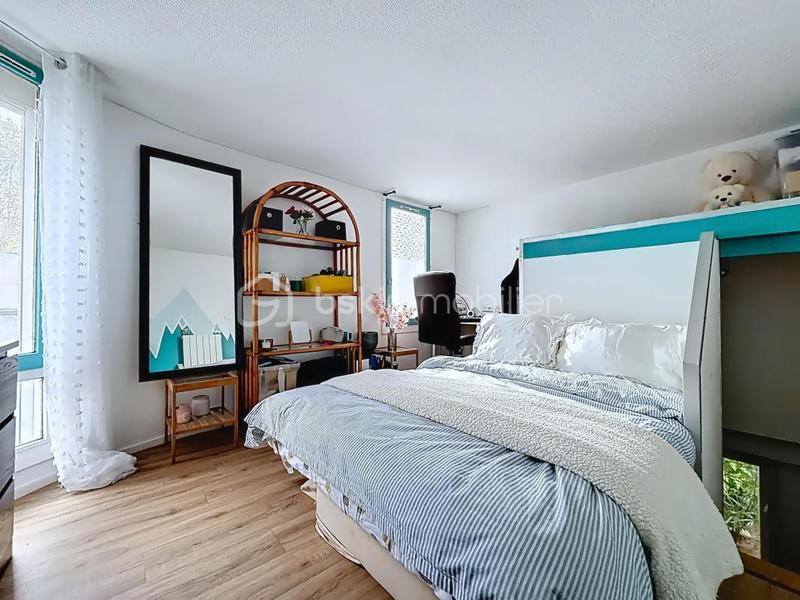 Duplex - 114 m² - 5 pièces