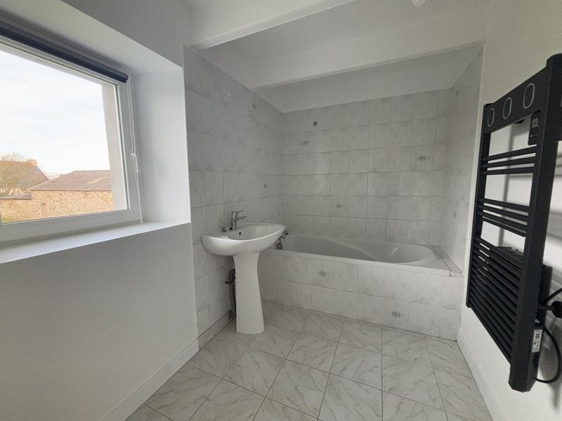 Maison - 122 m² - 6 pièces