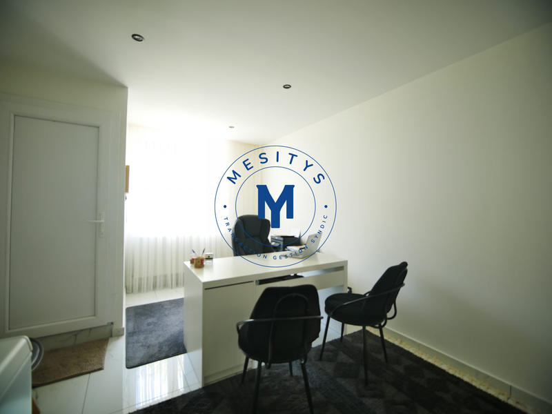 Maison - 140 m² - 8 pièces