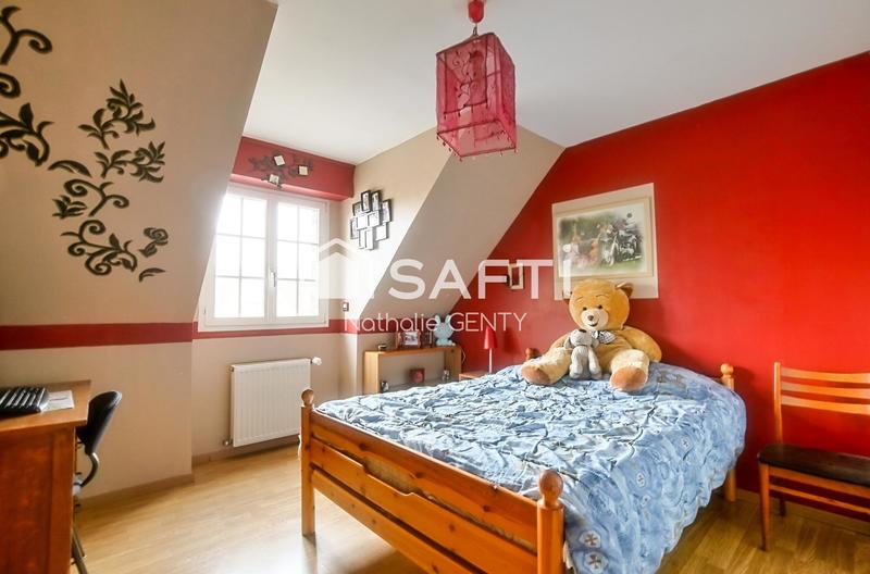 Maison - 195 m² - 9 pièces