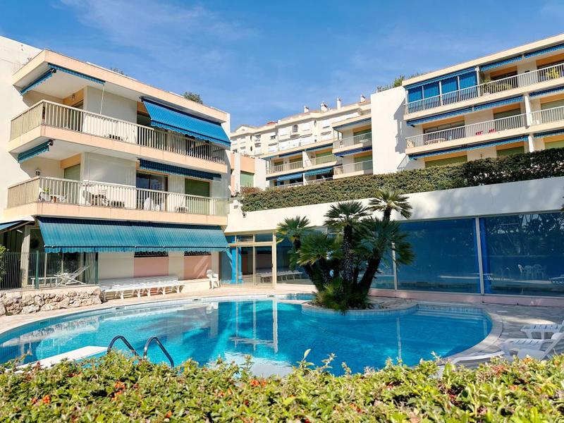 Appartement - 80 m² - 3 pièces