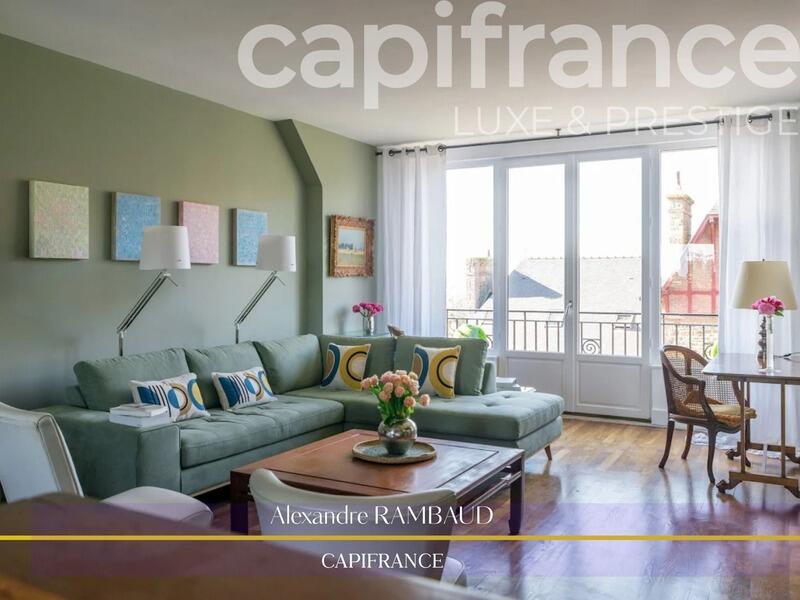 Demeure - 435 m² - 17 pièces