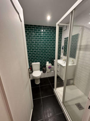 Appartement - 80 m² - 5 pièces