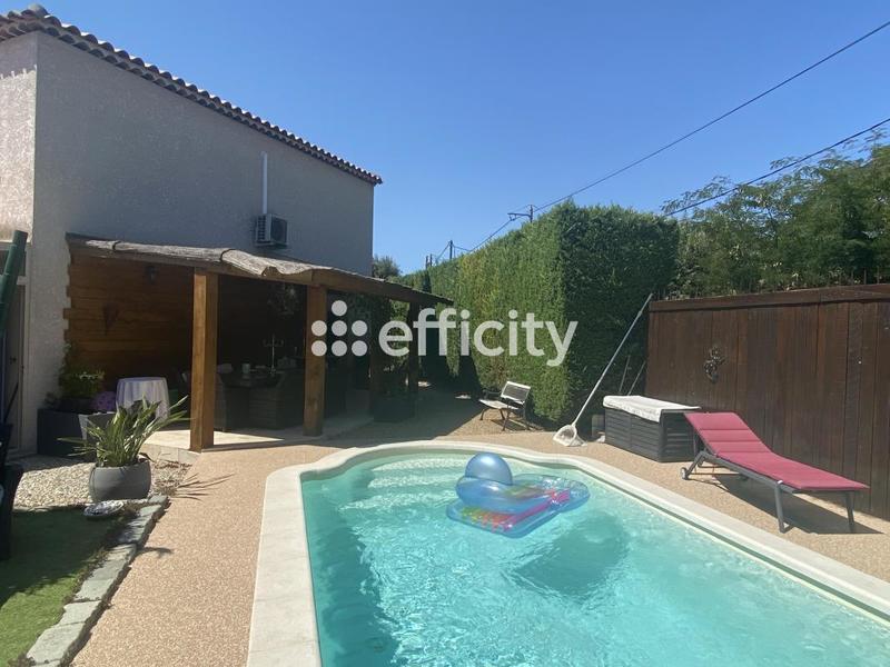 Maison - 80 m² - 4 pièces