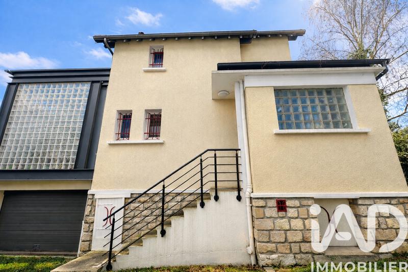 Maison - 104 m² - 4 pièces