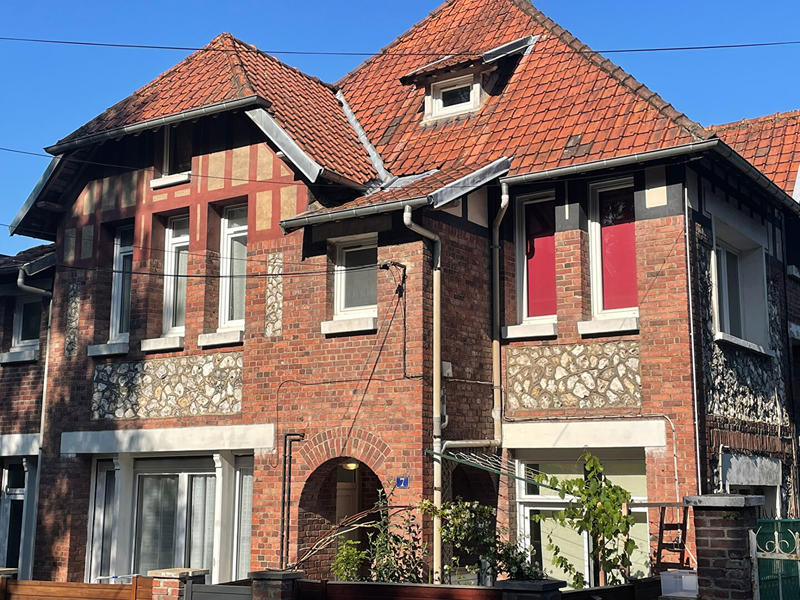 Maison - 84 m² - 5 pièces