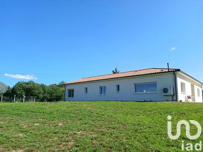 Maison - 207 m² - 5 pièces