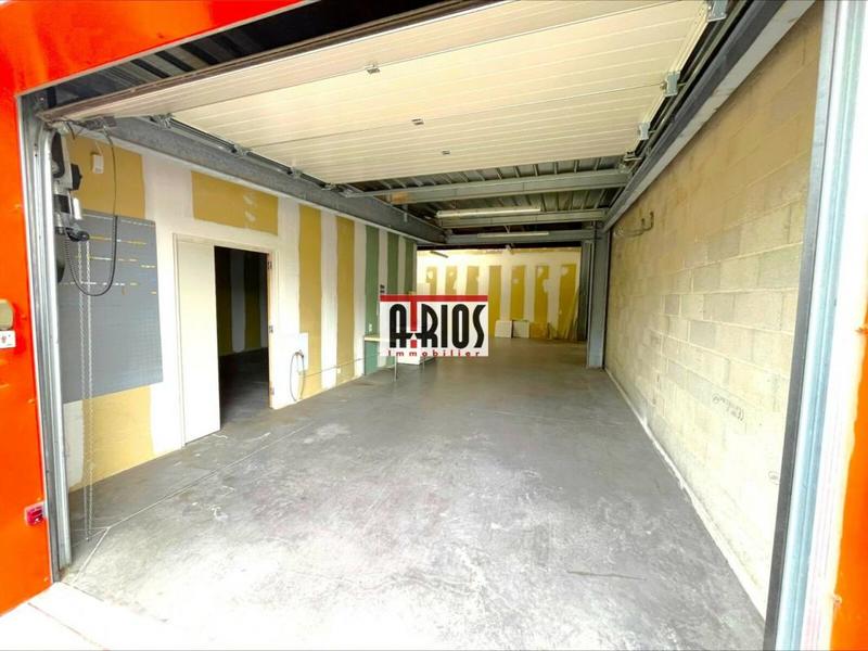 Local d'activité / Entrepôt - 290 m²